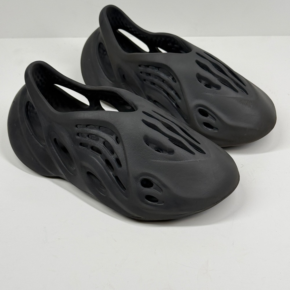 Adidas Yeezy Foam Runner Unisex Slip On Black Comfort Casual Shoes Size 6